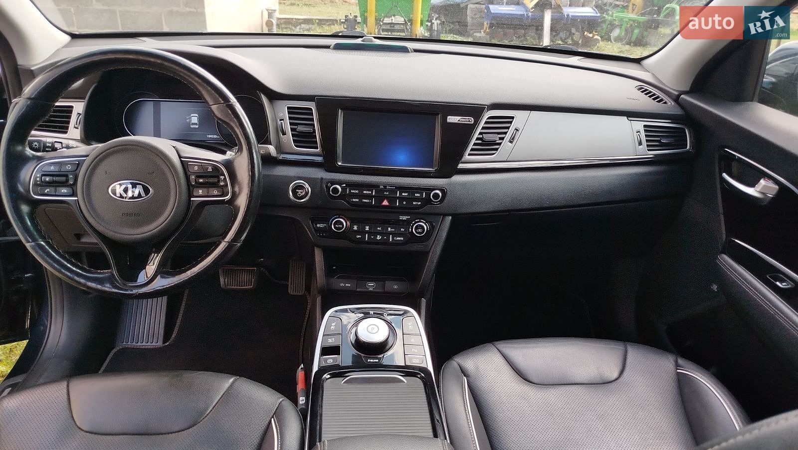 Kia Niro 2019 VIN KNACC81GFK5019371 фото оголошення 17 з 19