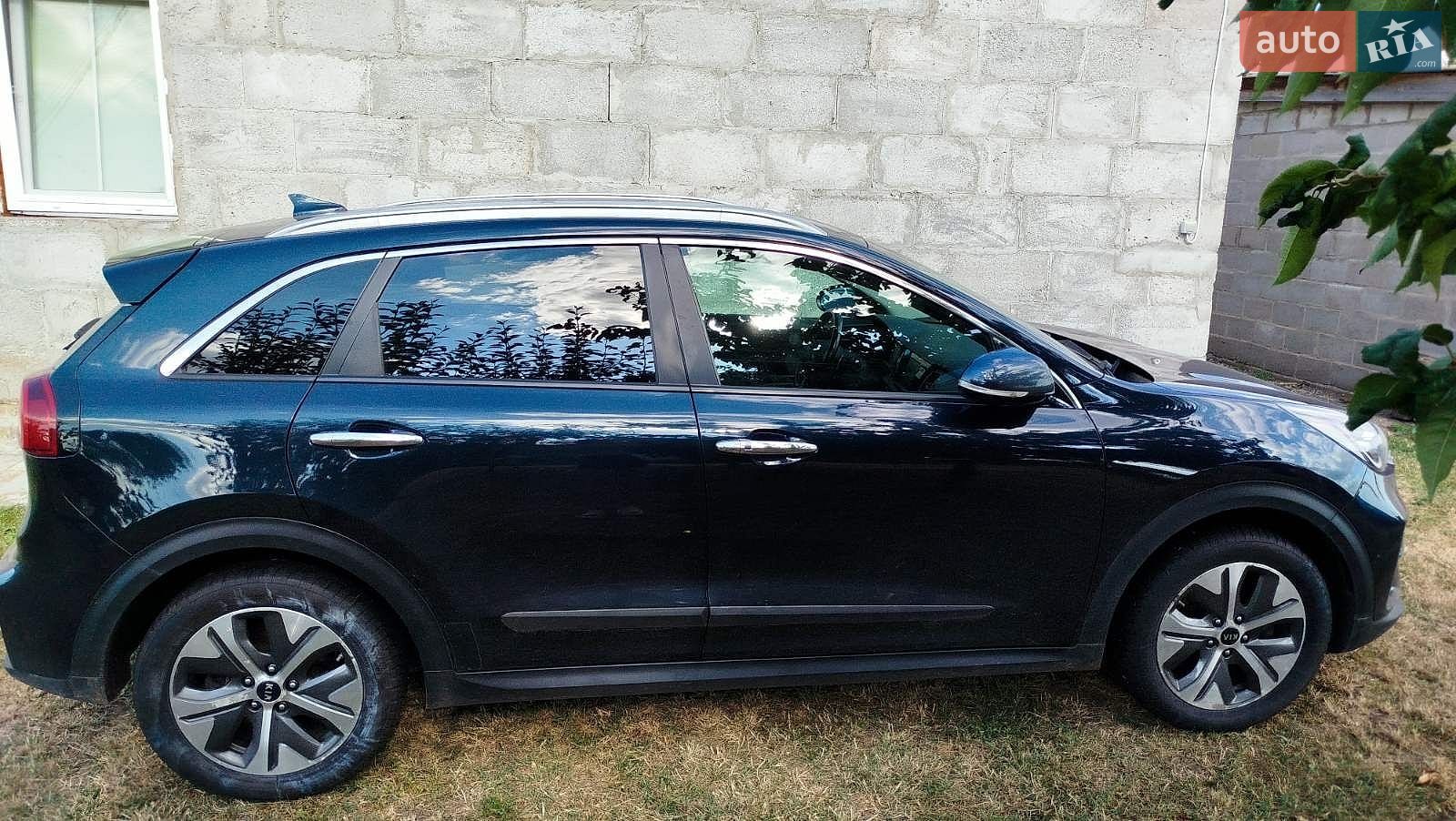Kia Niro 2019 VIN KNACC81GFK5019371 фото оголошення 18 з 19