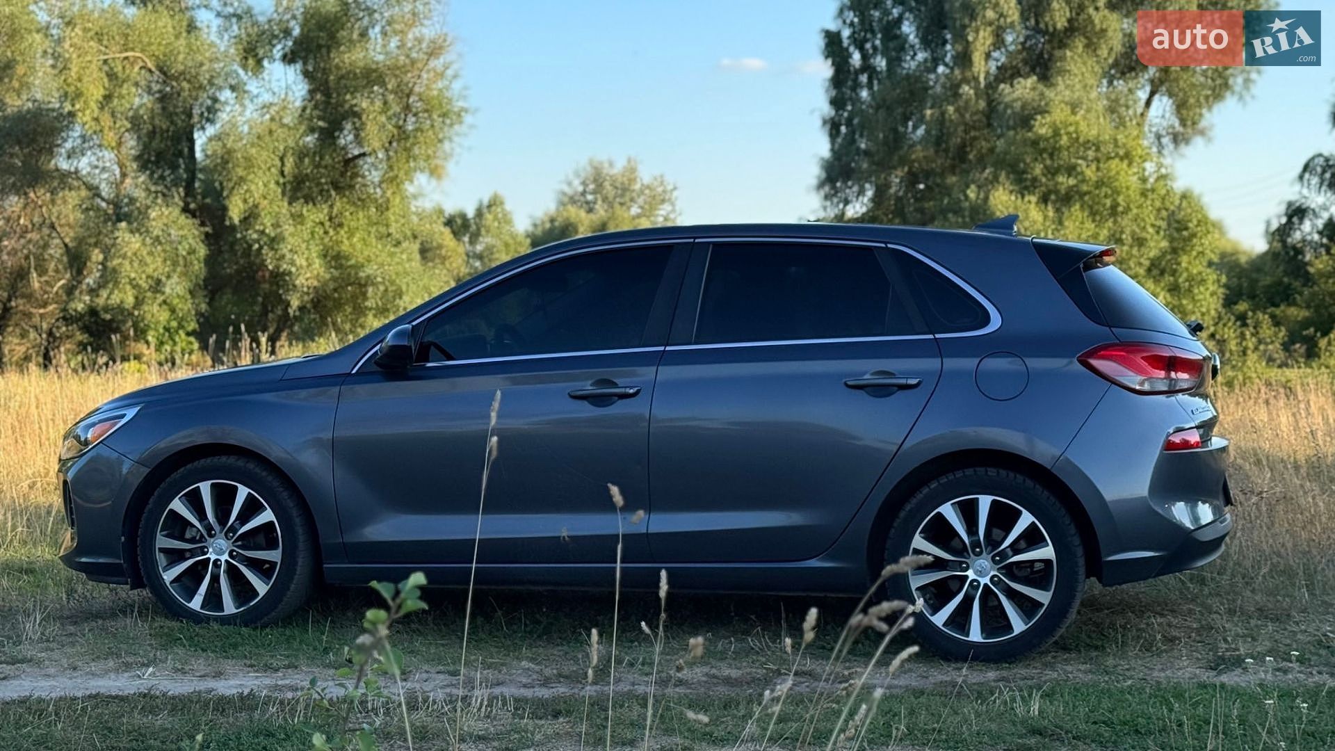 Hyundai Elantra 2017 VIN KMHH35LEXJU022074 фото оголошення 11 з 22