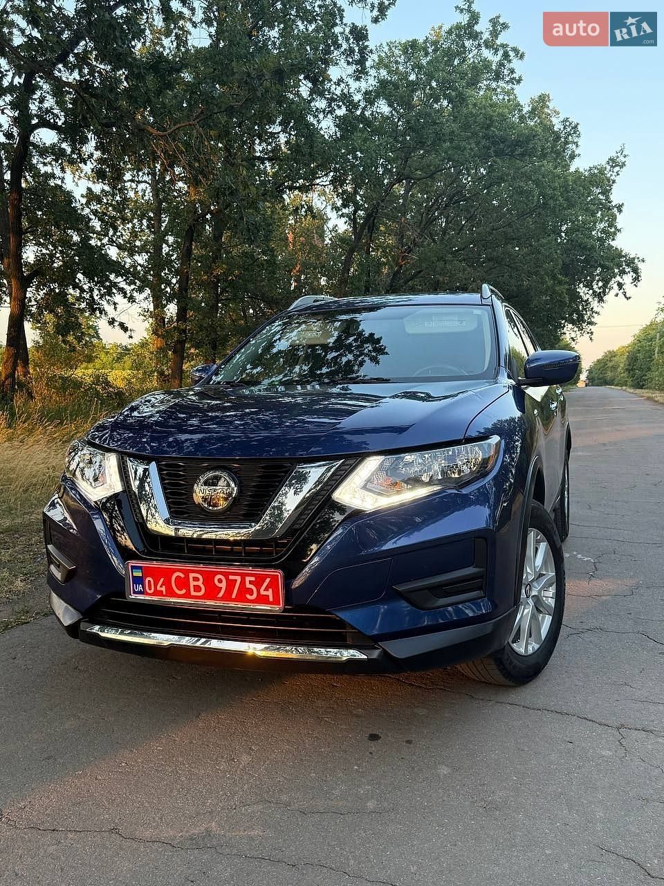 Nissan Rogue 2018 VIN KNMAT2MV4JP617522 фото оголошення 10 з 24