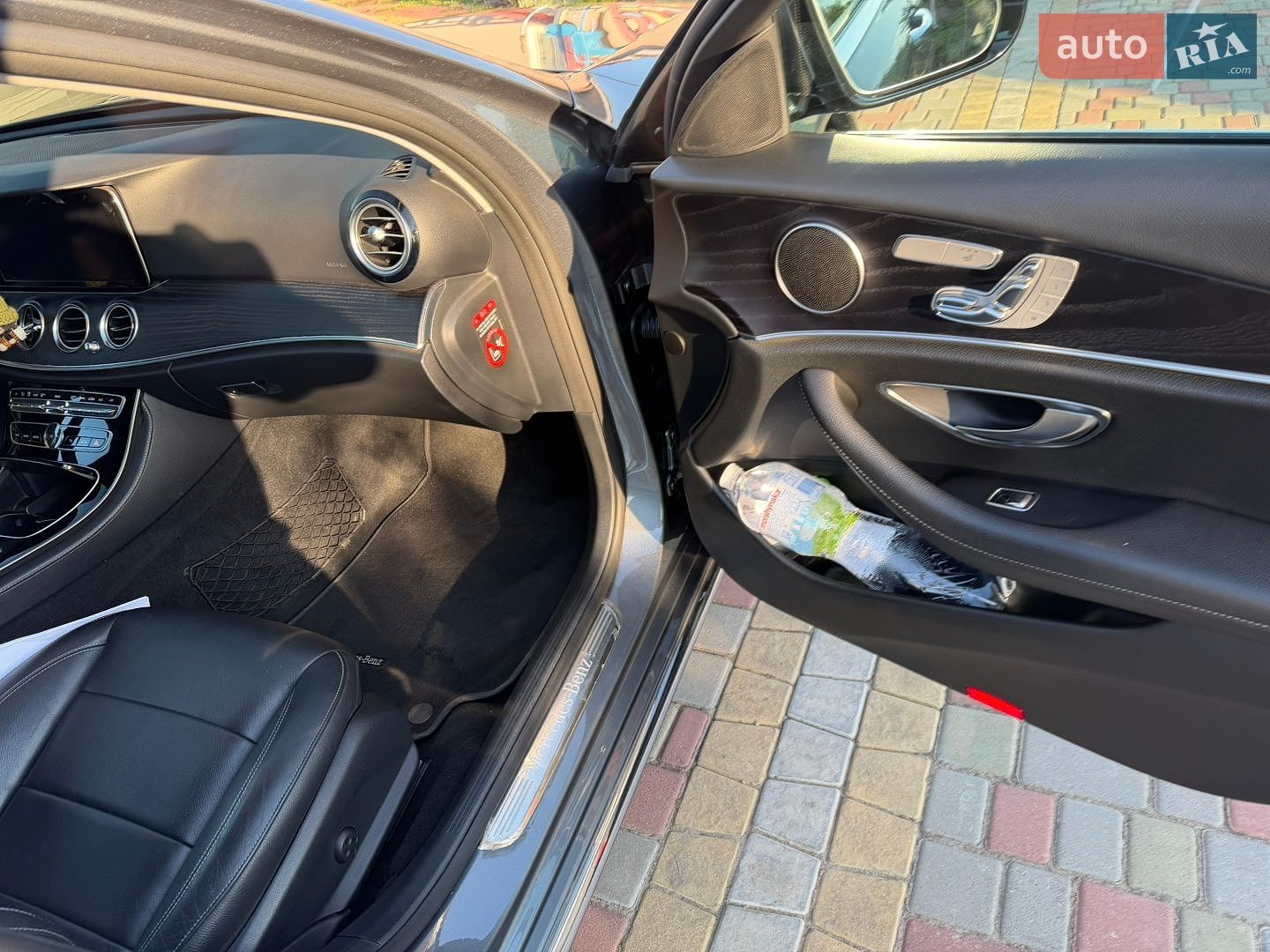 Mercedes-Benz E-Class 2018 VIN WDDZF0FB5JA476261 фото оголошення 11 з 18