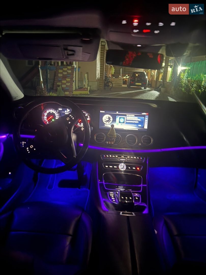 Mercedes-Benz E-Class 2018 VIN WDDZF0FB5JA476261 фото оголошення 18 з 18
