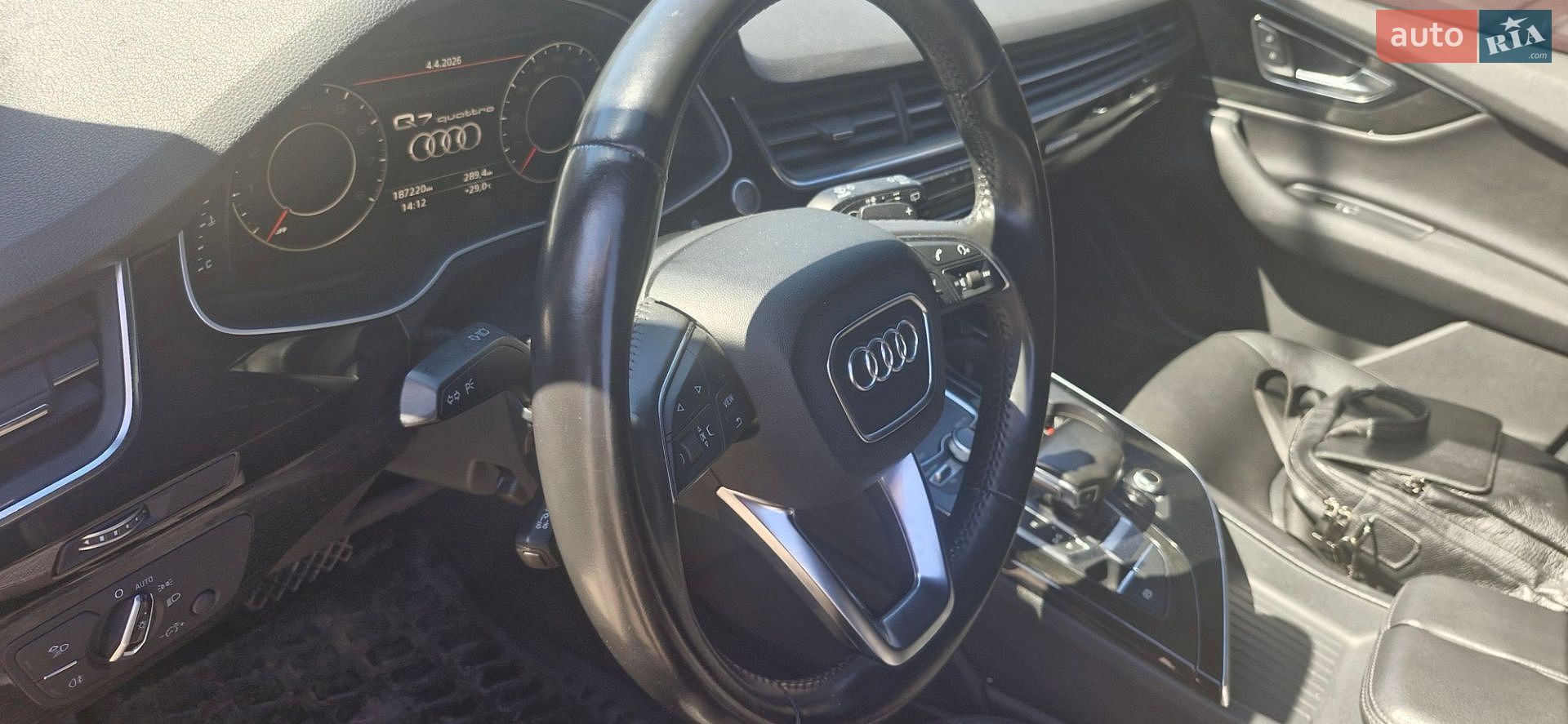 Audi Q7 2016 VIN WA1LAAF77HD007403 фото оголошення 17 з 35