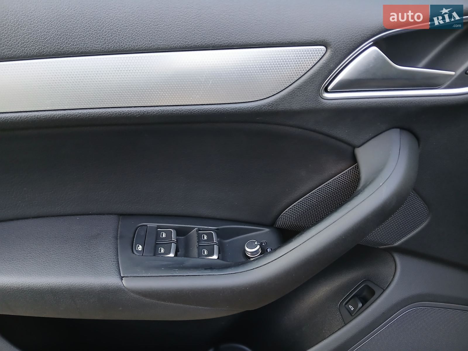 Audi Q3 2015 VIN WA1BFCFS5FR000608 фото оголошення 13 з 20