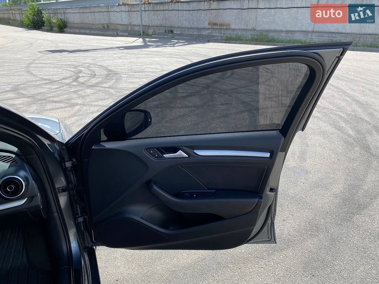 Audi A3 2015 VIN WAUBFGFF7F1140168 фото оголошення 16 з 35