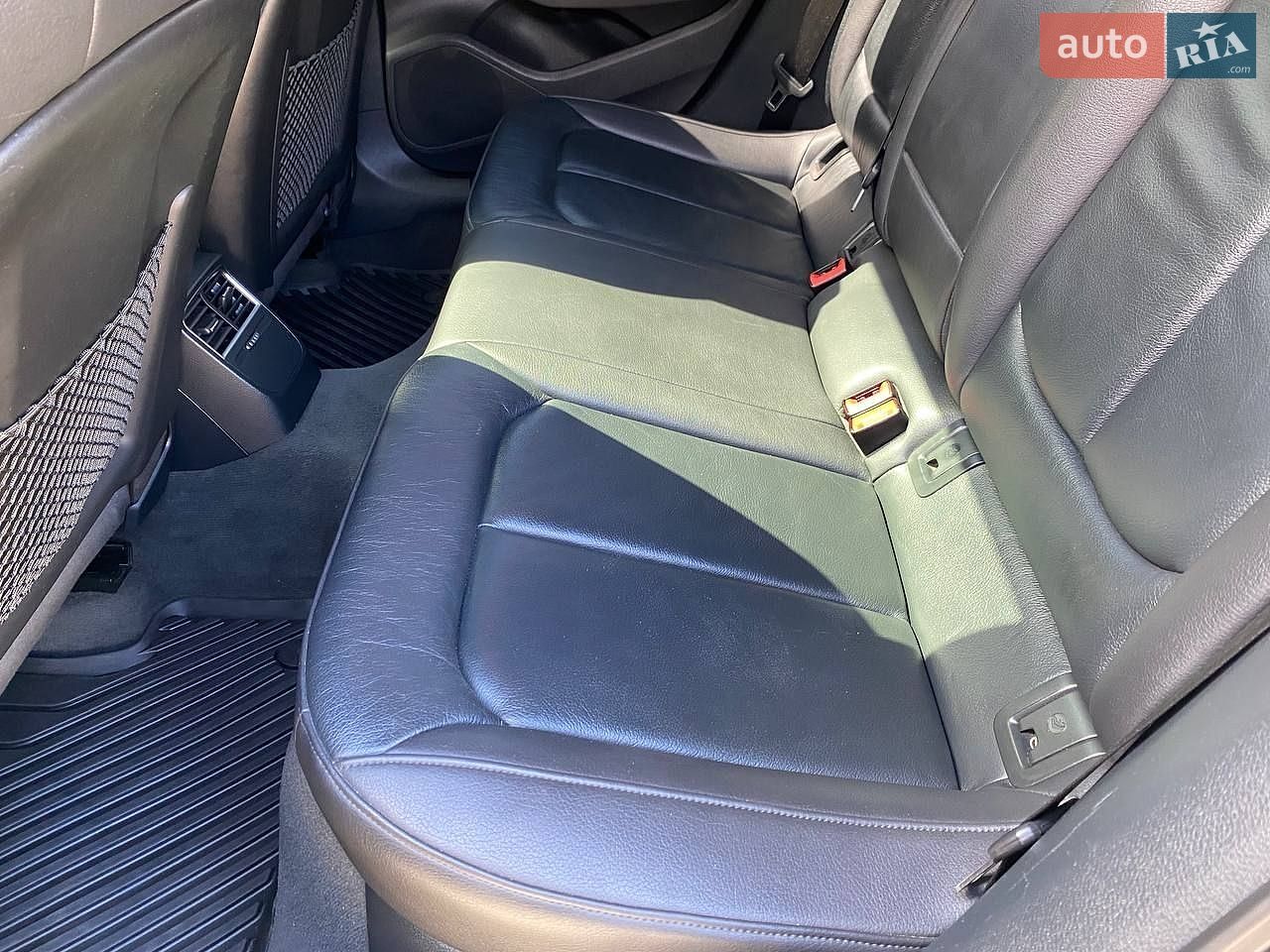 Audi A3 2015 VIN WAUBFGFF7F1140168 фото оголошення 17 з 35