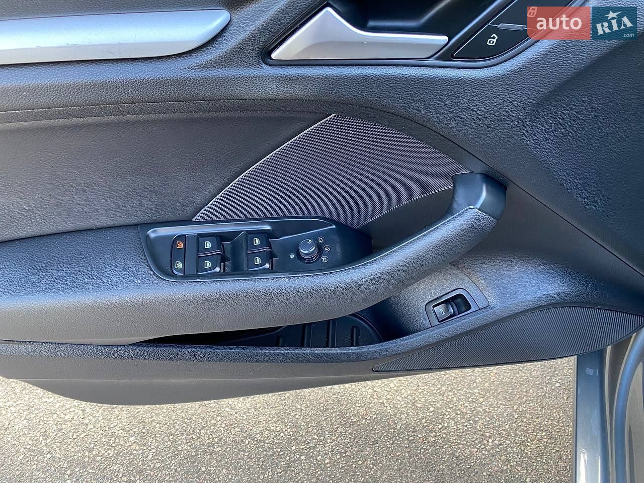 Audi A3 2015 VIN WAUBFGFF7F1140168 фото оголошення 30 з 35