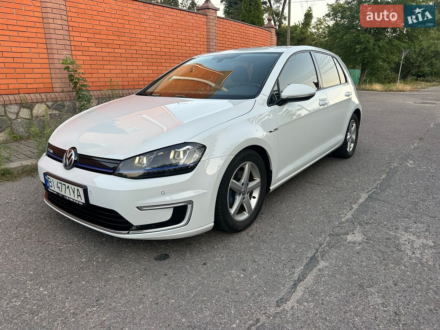 Volkswagen e-Golf 2014 VIN WVWZZZAUZFW901207 фото оголошення 7 з 22
