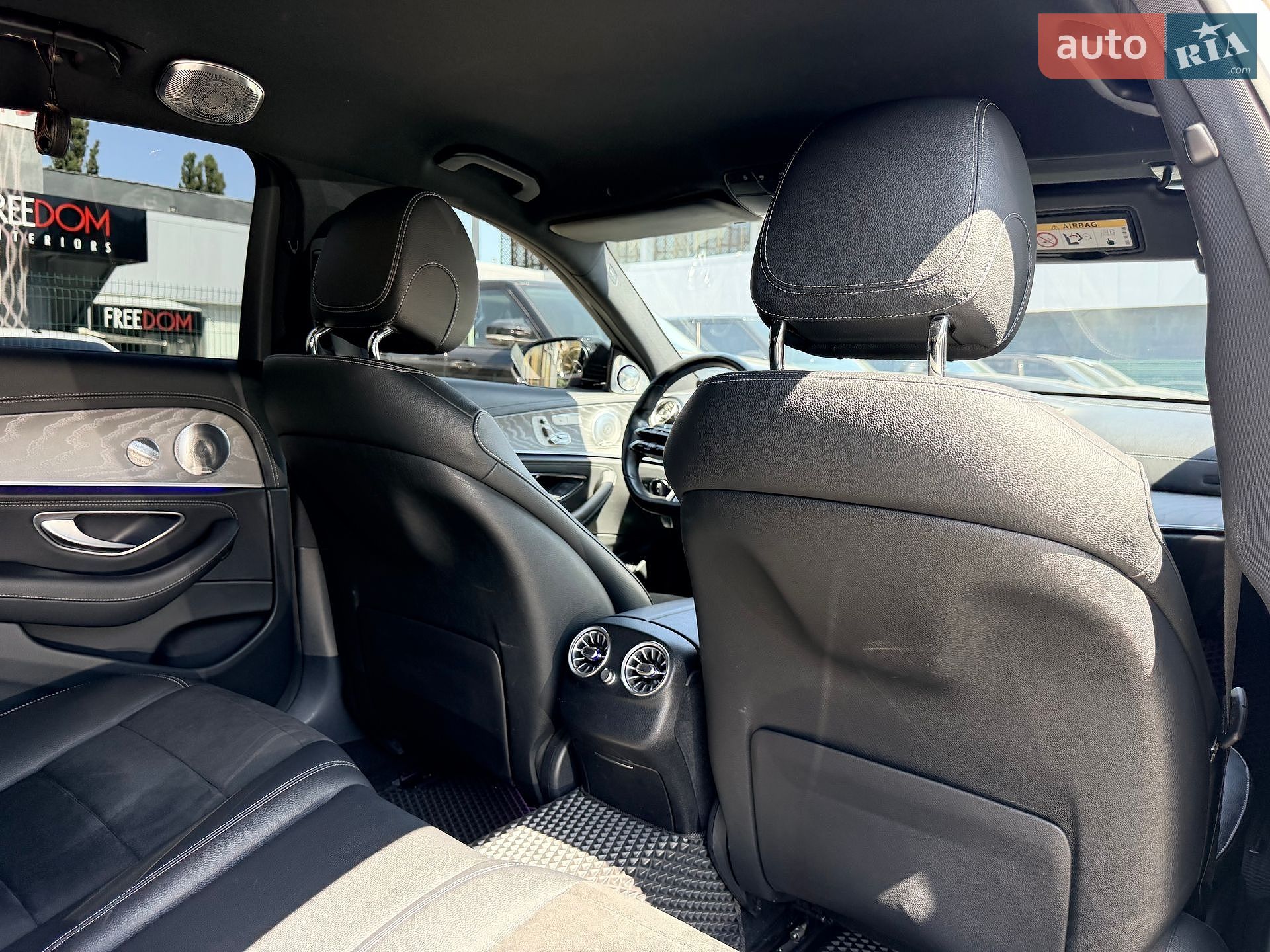 Mercedes-Benz E-Class 2020 VIN W1K2130051A885550 фото оголошення 30 з 32