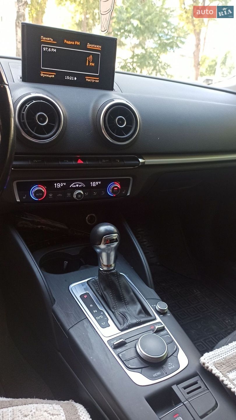 Audi A3 2016 VIN WAUZZZ8VXG1100626 фото оголошення 10 з 18