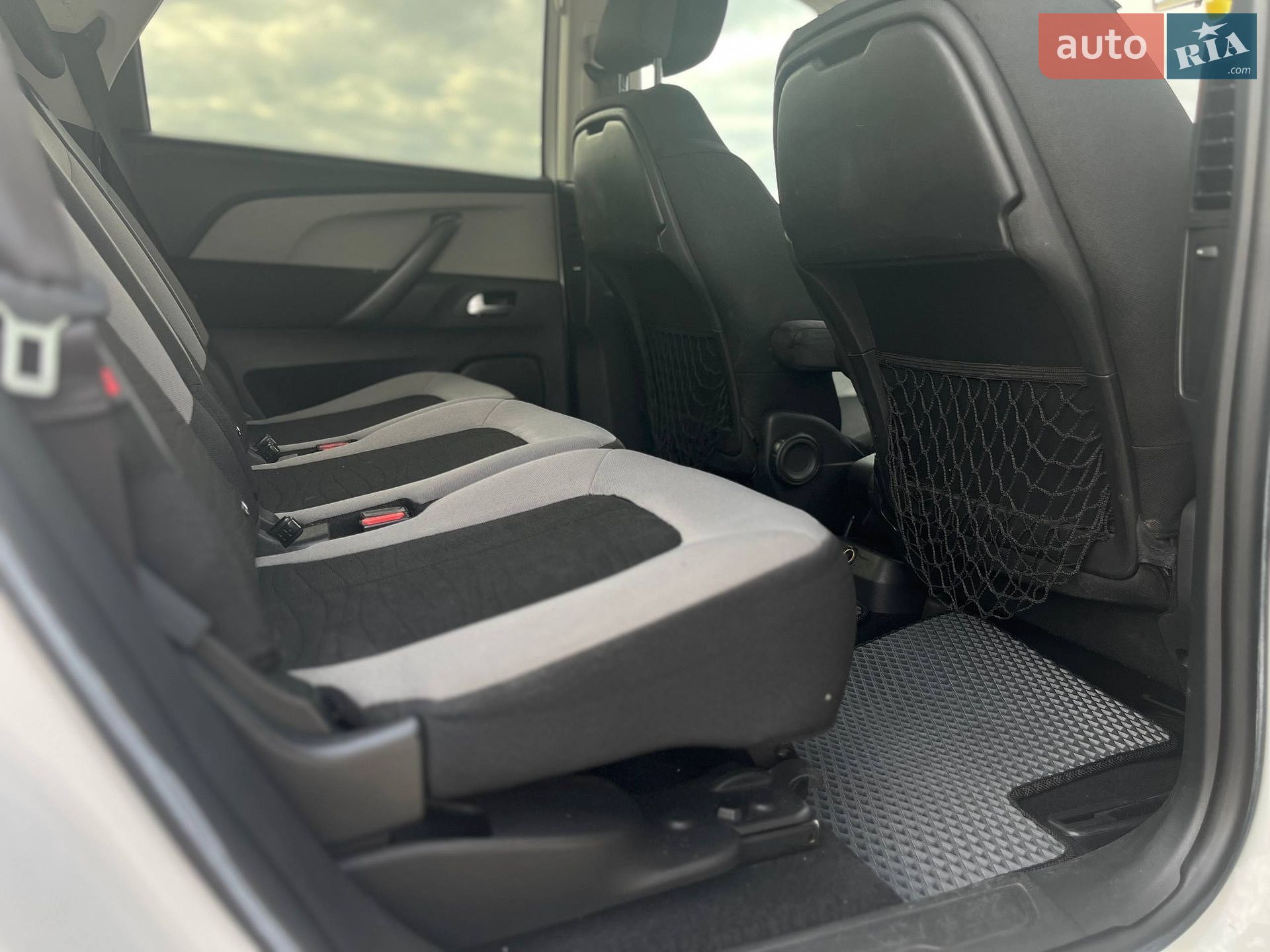 Citroen C4 Picasso 2015 VIN VF73DBHZTFJ732486 фото оголошення 23 з 47