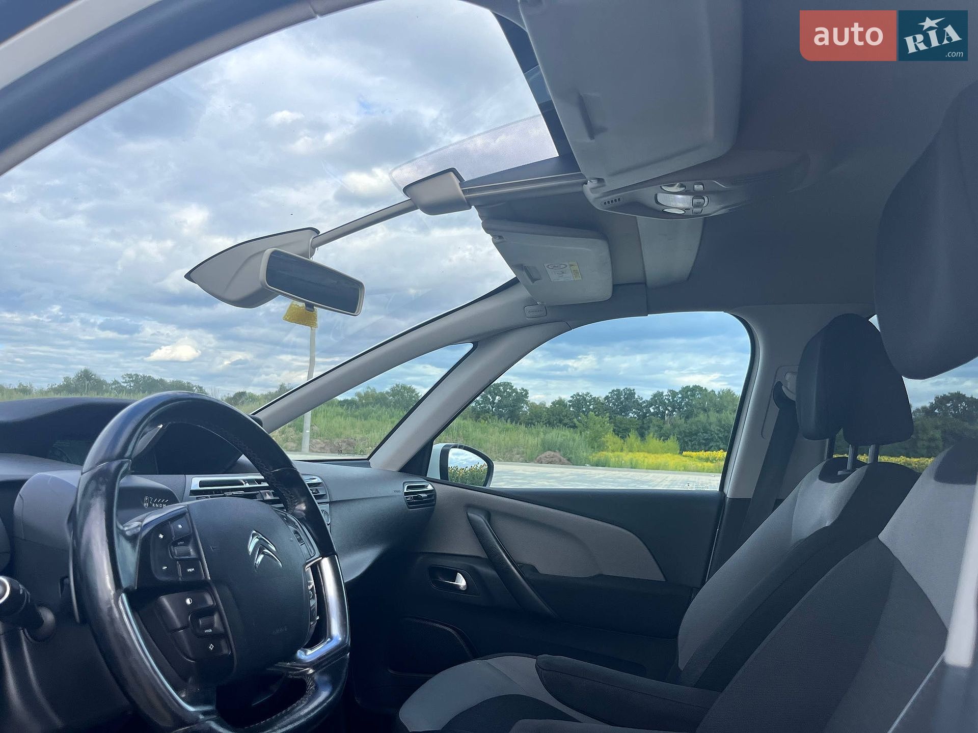 Citroen C4 Picasso 2015 VIN VF73DBHZTFJ732486 фото оголошення 41 з 47