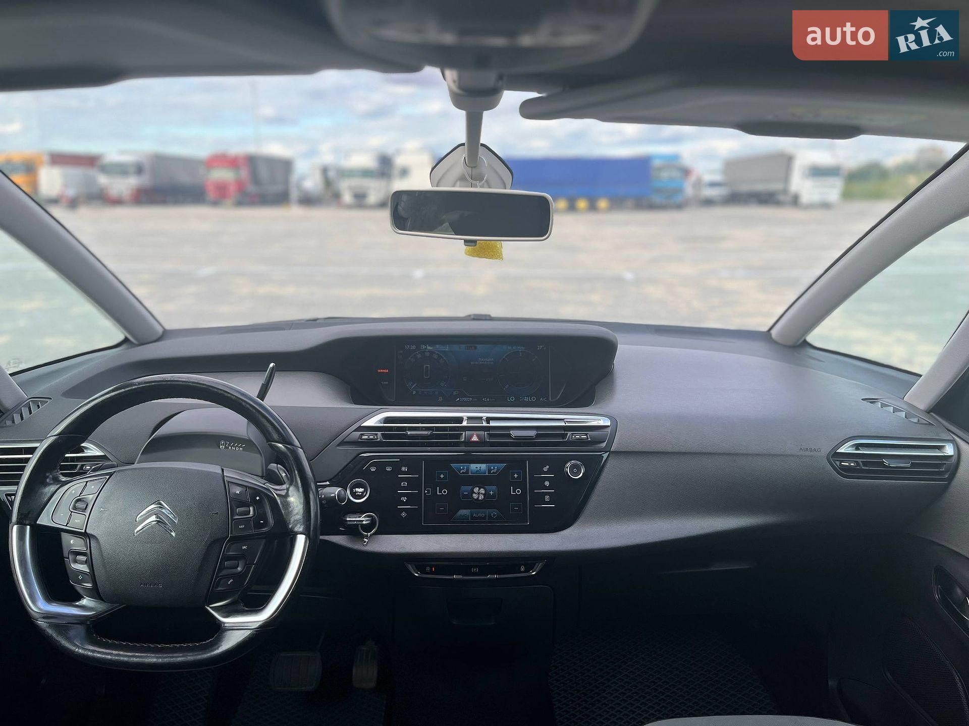 Citroen C4 Picasso 2015 VIN VF73DBHZTFJ732486 фото оголошення 43 з 47