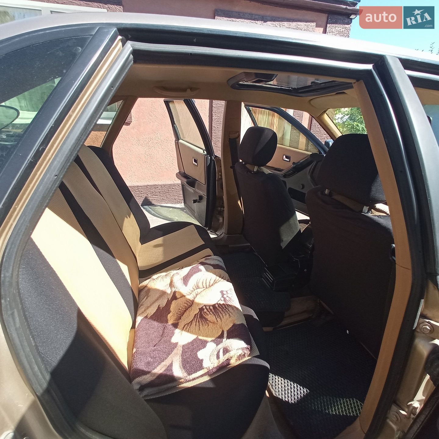 Audi 80 1988 VIN WAUZZZ89ZJA392777 фото оголошення 16 з 26