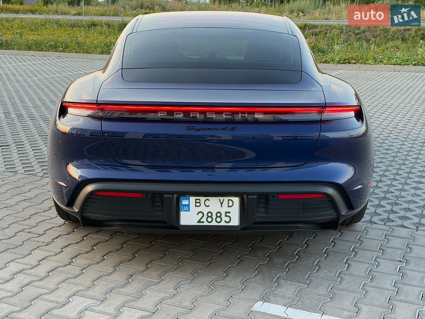Porsche Taycan 2022 VIN WP0AB2Y17NSA44406 фото оголошення 3 з 19