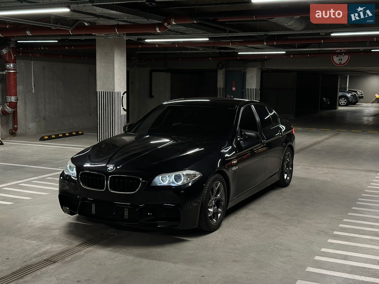 BMW 5 Series 2012 VIN WBAFW11000DY51413 фото оголошення 7 з 26