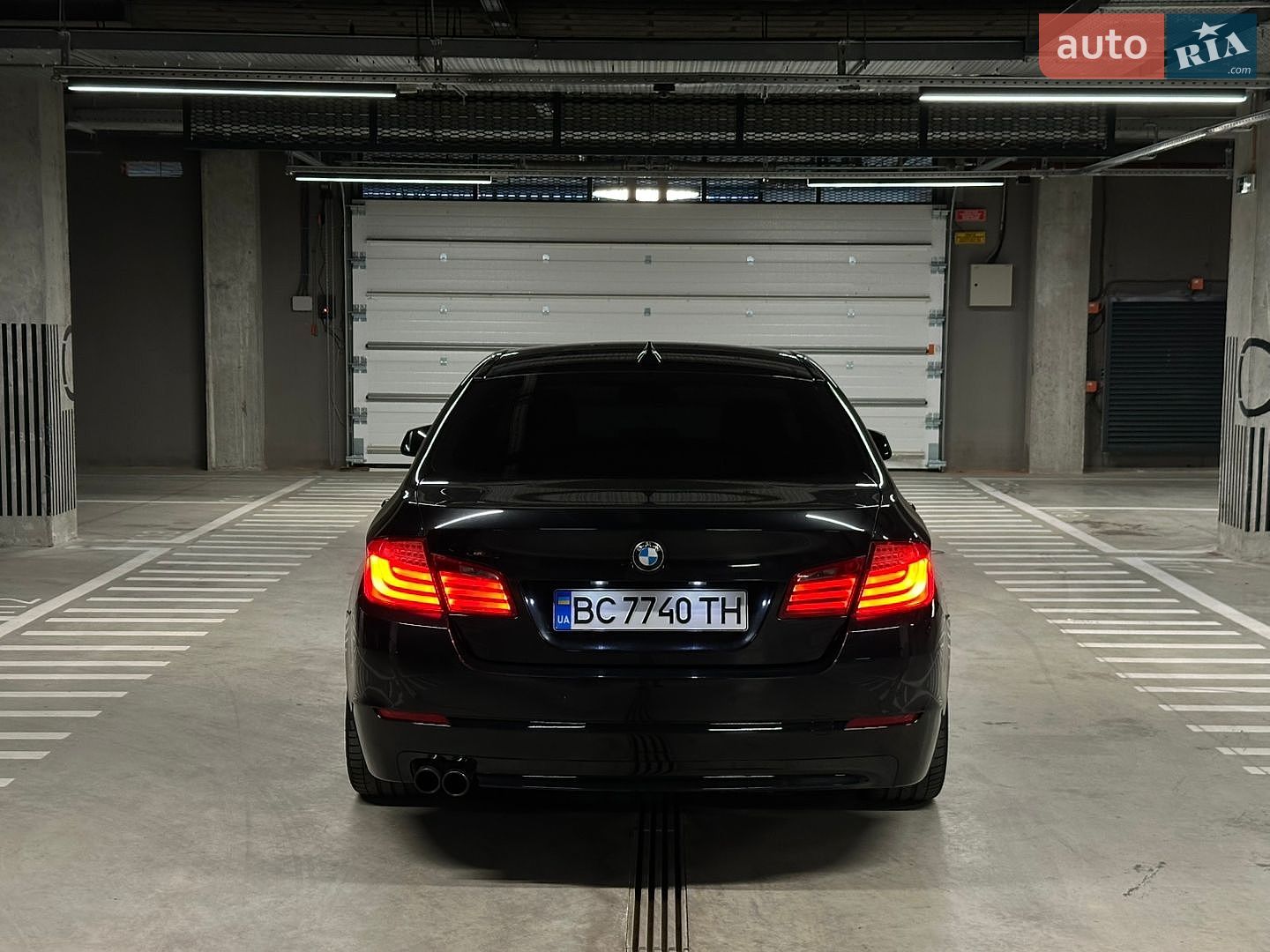 BMW 5 Series 2012 VIN WBAFW11000DY51413 фото оголошення 5 з 26