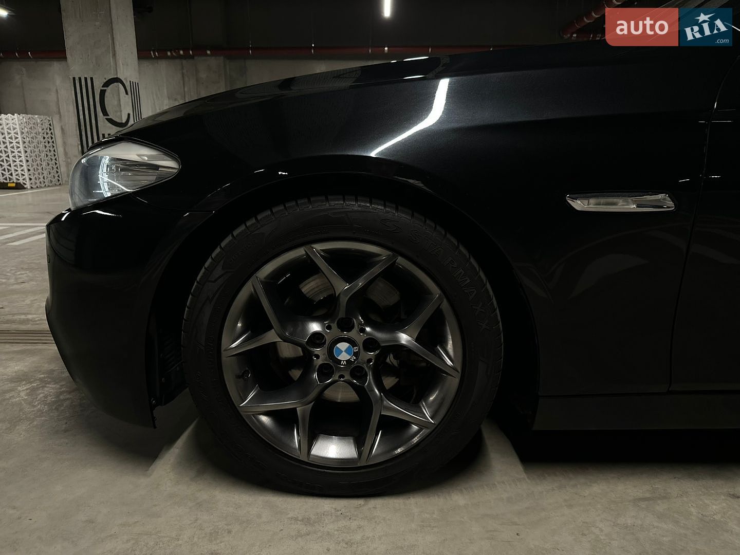 BMW 5 Series 2012 VIN WBAFW11000DY51413 фото оголошення 8 з 26