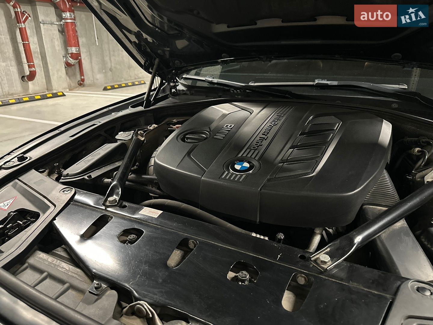 BMW 5 Series 2012 VIN WBAFW11000DY51413 фото оголошення 24 з 26