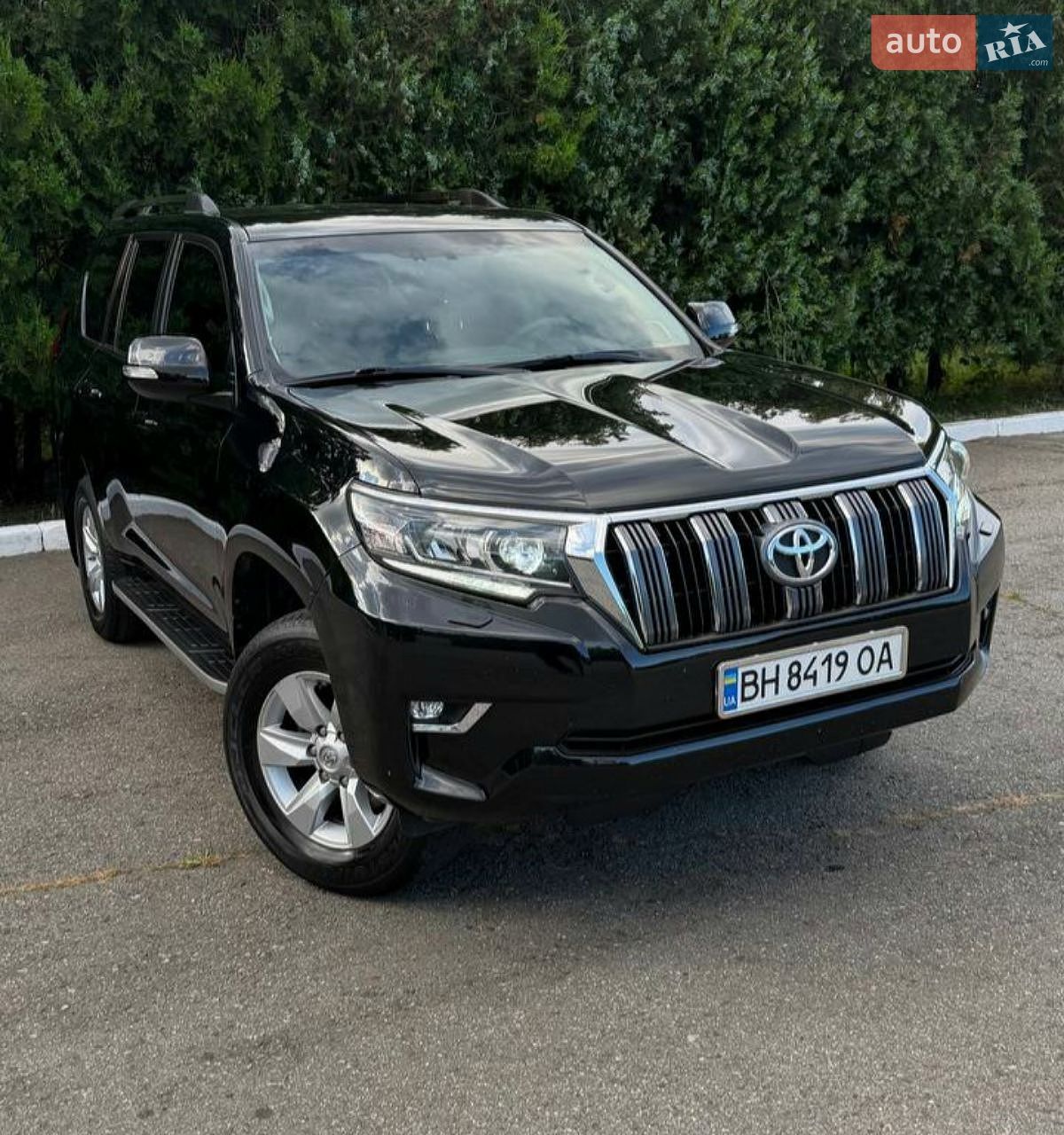 Toyota Land Cruiser Prado 2020 VIN JTEBU3FJ00K191904 фото оголошення 3 з 32