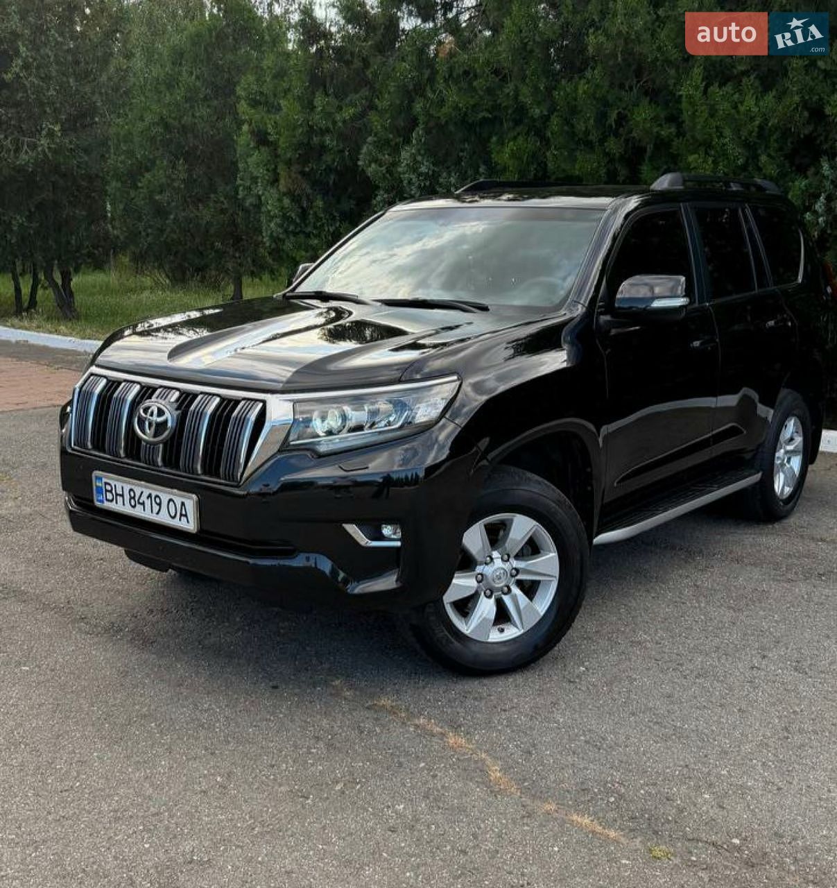 Toyota Land Cruiser Prado 2020 VIN JTEBU3FJ00K191904 фото оголошення 6 з 32