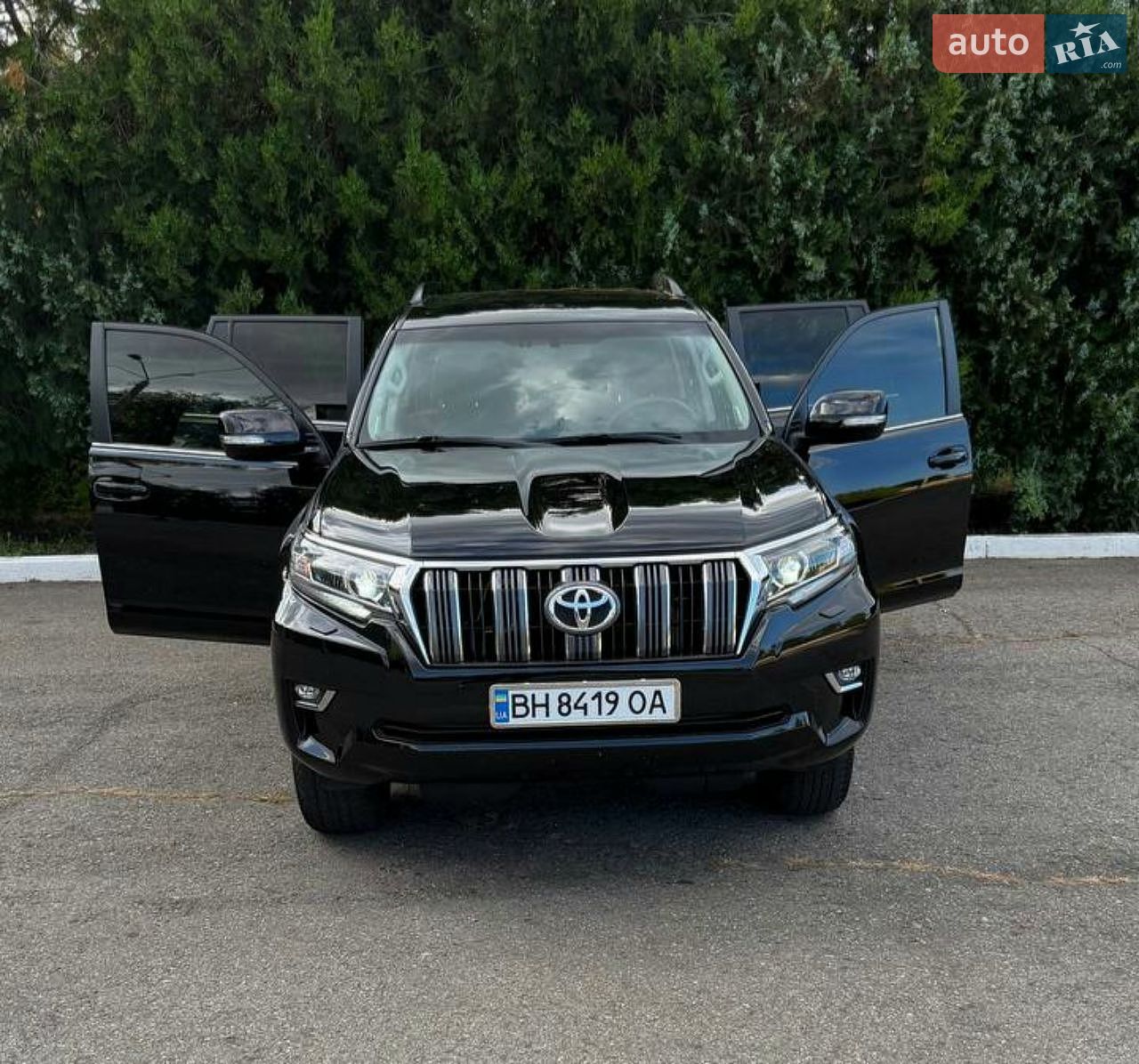 Toyota Land Cruiser Prado 2020 VIN JTEBU3FJ00K191904 фото оголошення 7 з 32