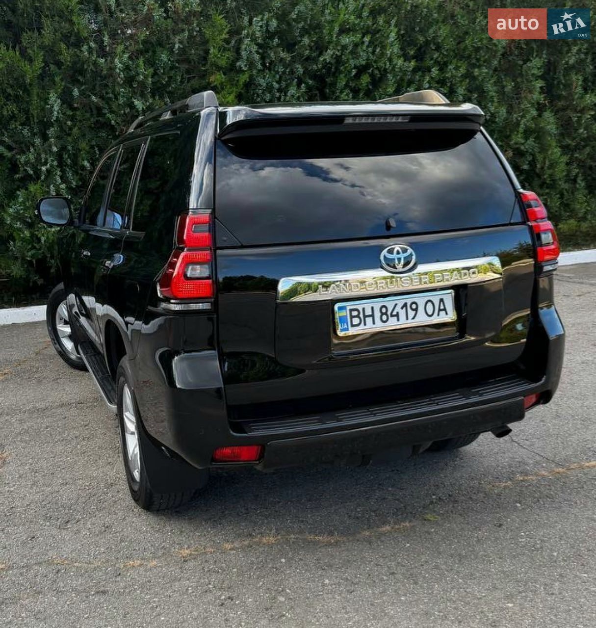 Toyota Land Cruiser Prado 2020 VIN JTEBU3FJ00K191904 фото оголошення 14 з 32