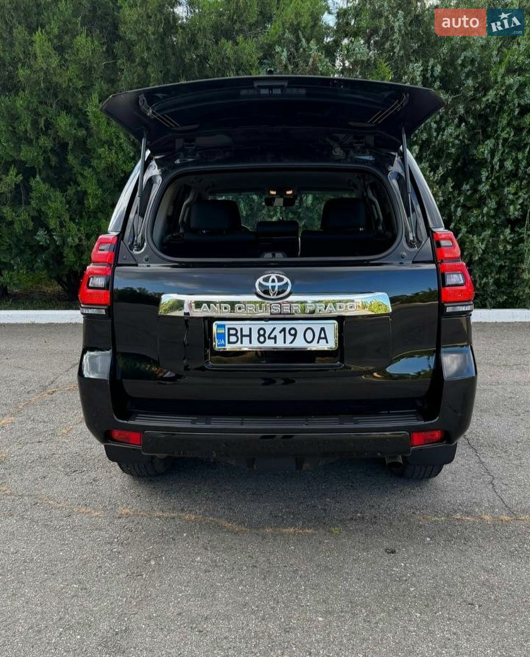 Toyota Land Cruiser Prado 2020 VIN JTEBU3FJ00K191904 фото оголошення 16 з 32