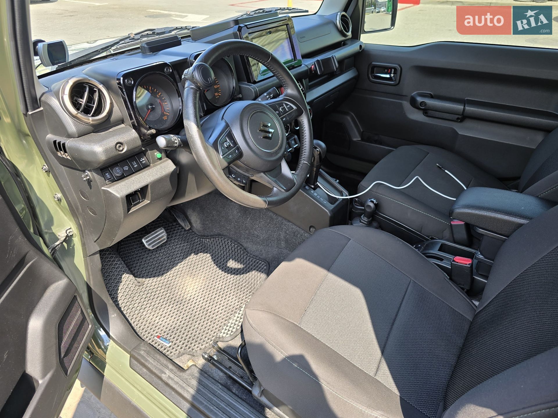 Suzuki Jimny 2019 VIN JSAGJB74V00119566 фото оголошення 15 з 21