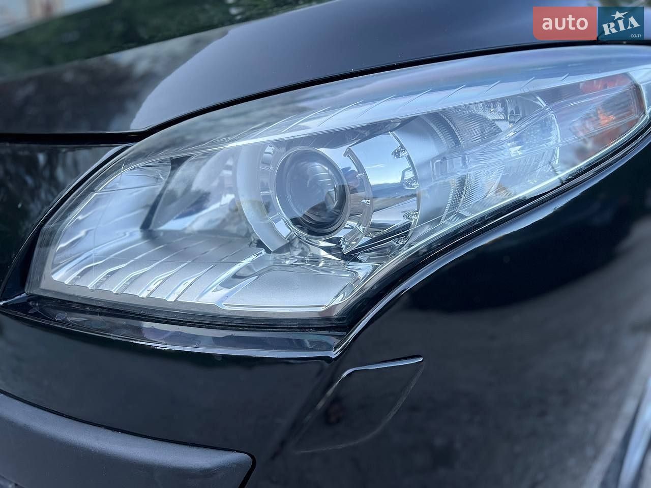 Renault Megane 2011 VIN VF1KZ1G0644128967 фото оголошення 12 з 24