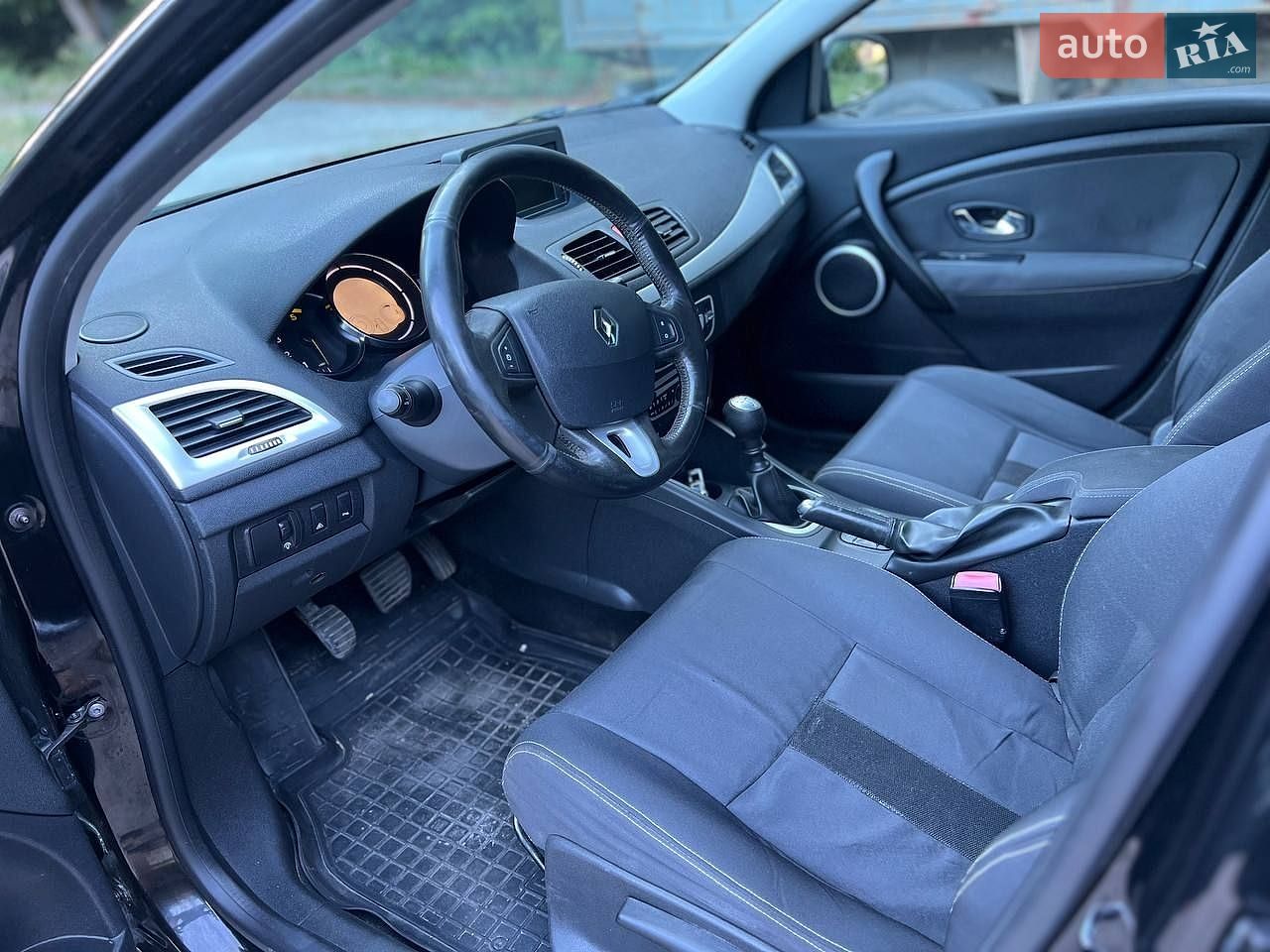 Renault Megane 2011 VIN VF1KZ1G0644128967 фото оголошення 16 з 24