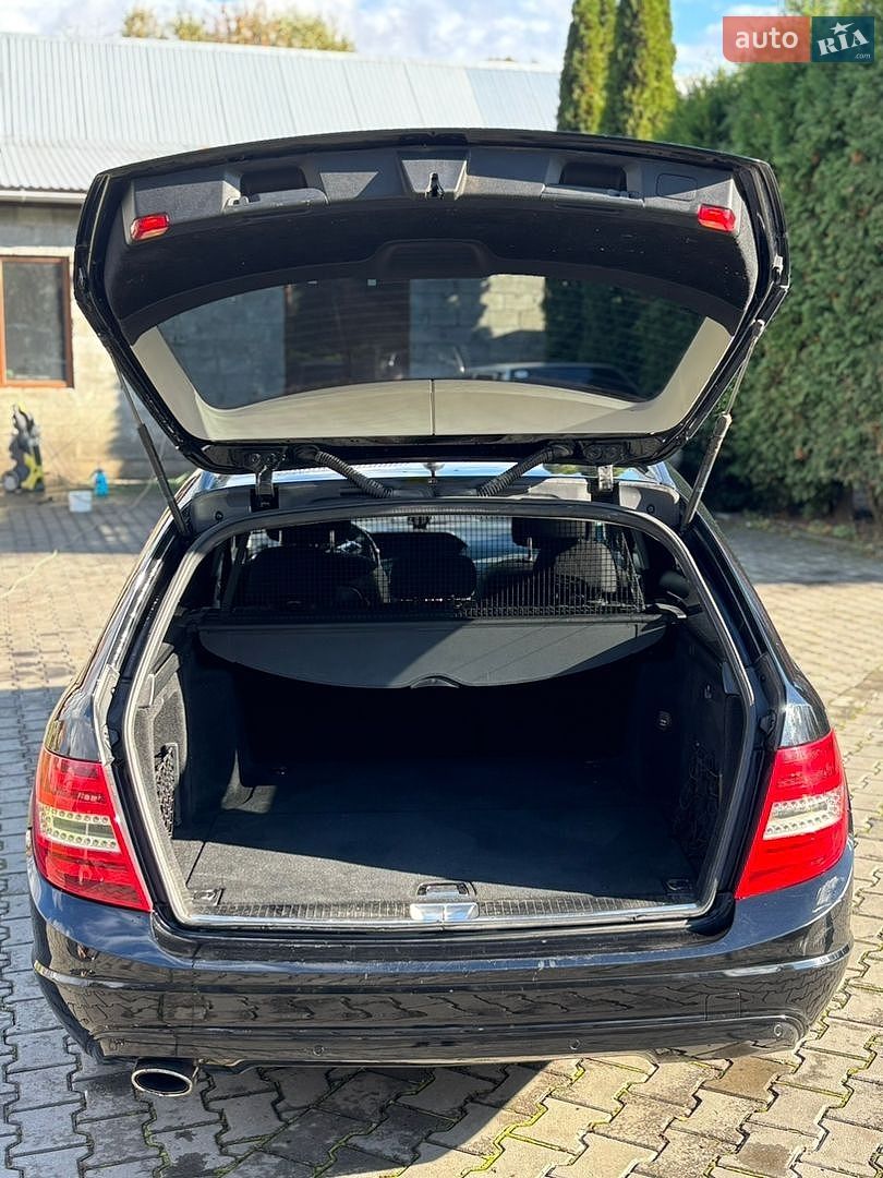 Mercedes-Benz C-Class 2013 VIN WDD2042031G251758 фото оголошення 4 з 20