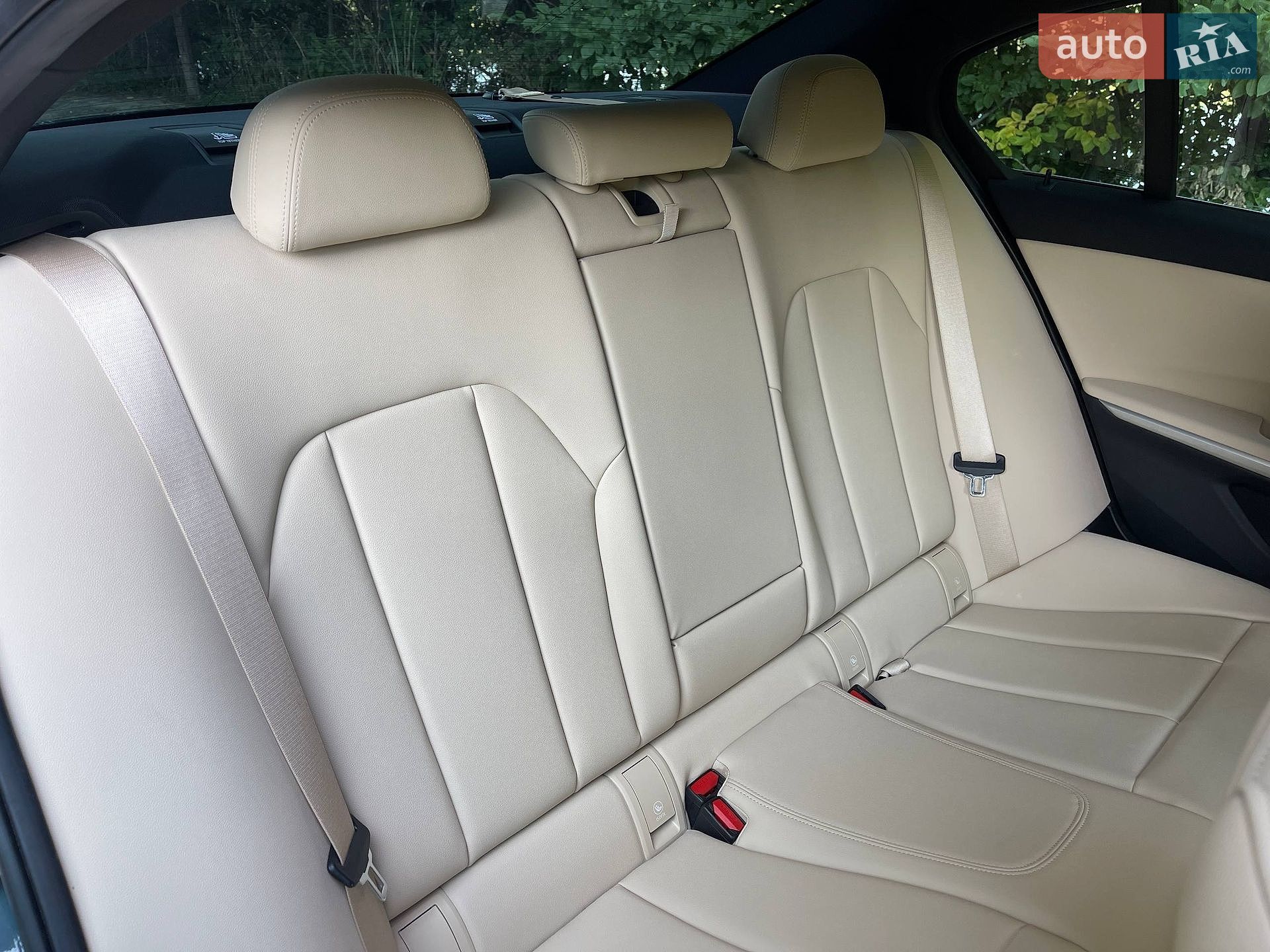 BMW 3 Series 2021 VIN 3MW5P7J07M8B85150 фото оголошення 10 з 17