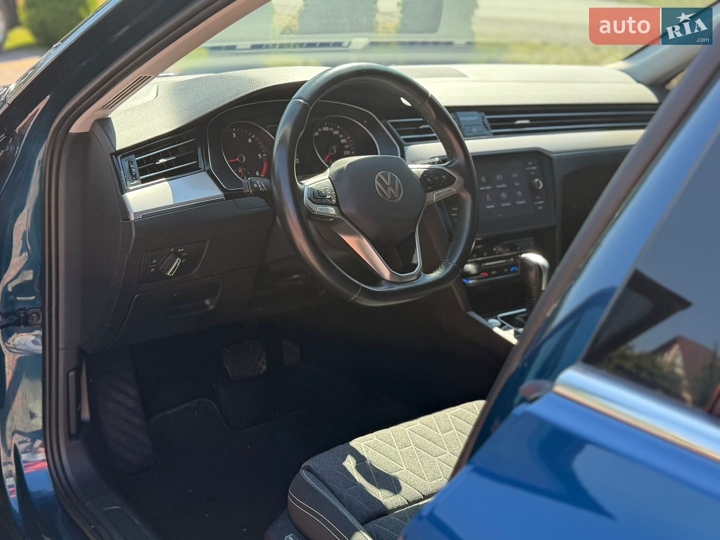 Volkswagen Passat 2023 VIN WVWZZZ3CZPE032119 фото оголошення 6 з 12