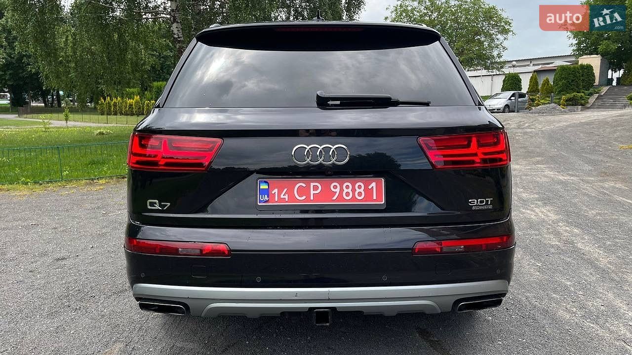 Audi Q7 2017 VIN WA1LAAF71HD059643 фото оголошення 4 з 53