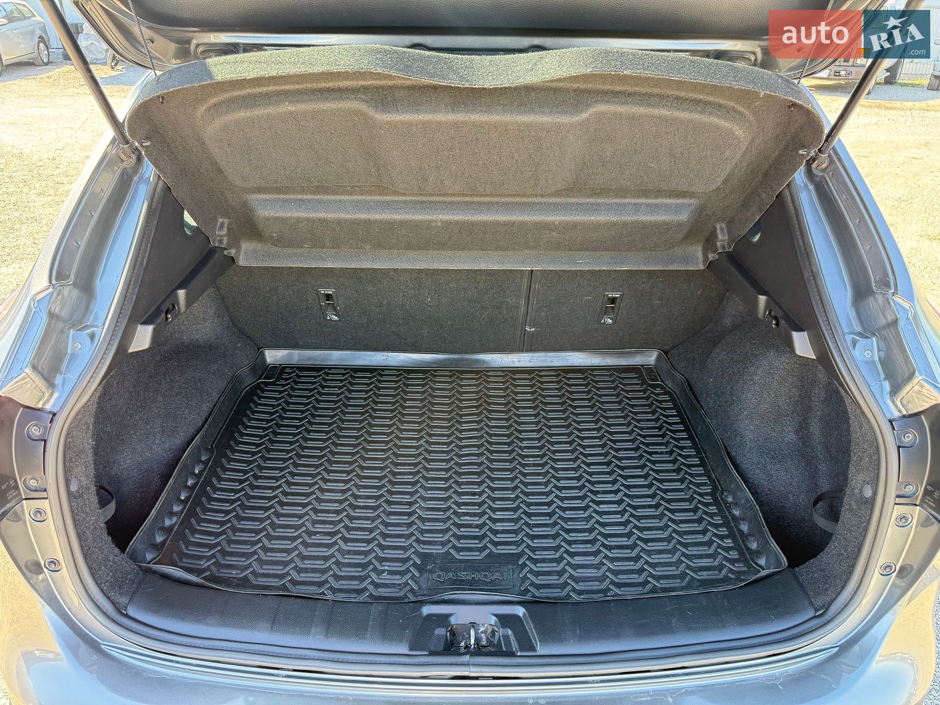 Nissan Qashqai 2016 VIN SJNFBNJ11U1828258 фото оголошення 13 з 30