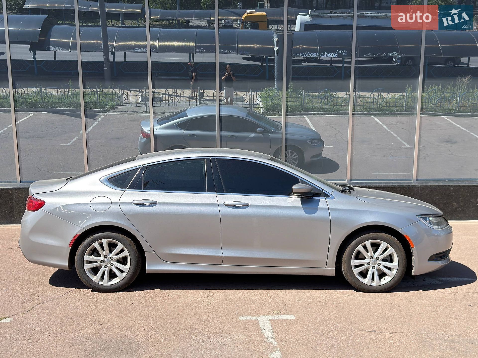 Chrysler 200 2016 VIN 1C3CCCFB2HN501599 фото оголошення 6 з 24