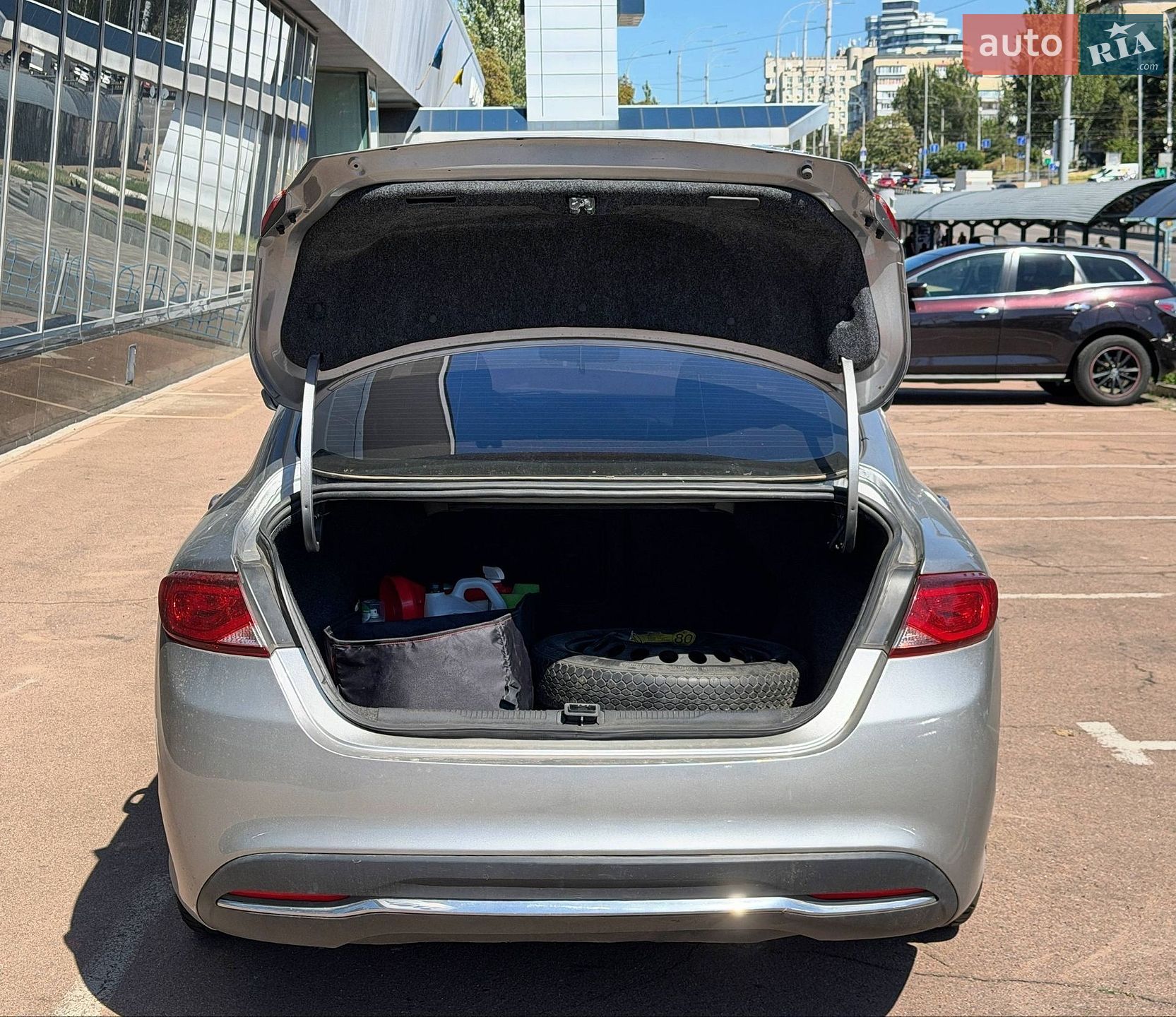 Chrysler 200 2016 VIN 1C3CCCFB2HN501599 фото оголошення 7 з 24