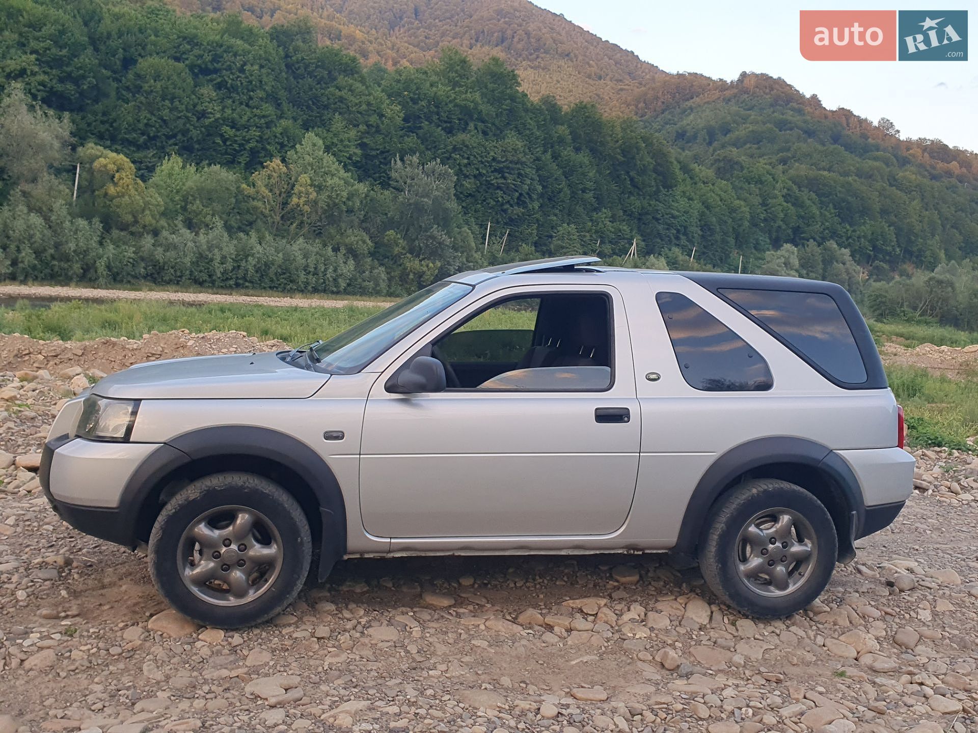 Land Rover Freelander 2004 VIN SALLNAAE25A445213 фото оголошення 5 з 30