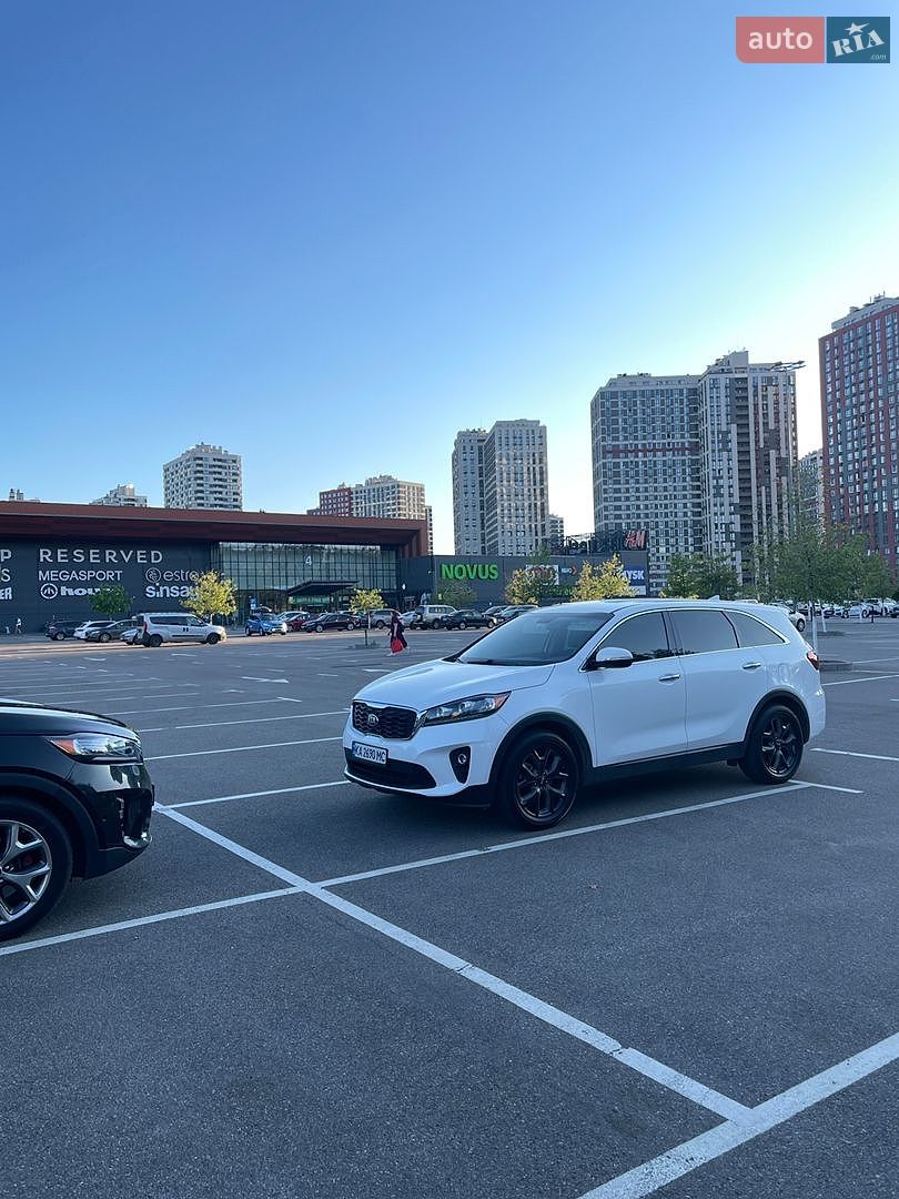 Kia Sorento 2018 VIN 5XYPG4A58KG469443 фото оголошення 16 з 21