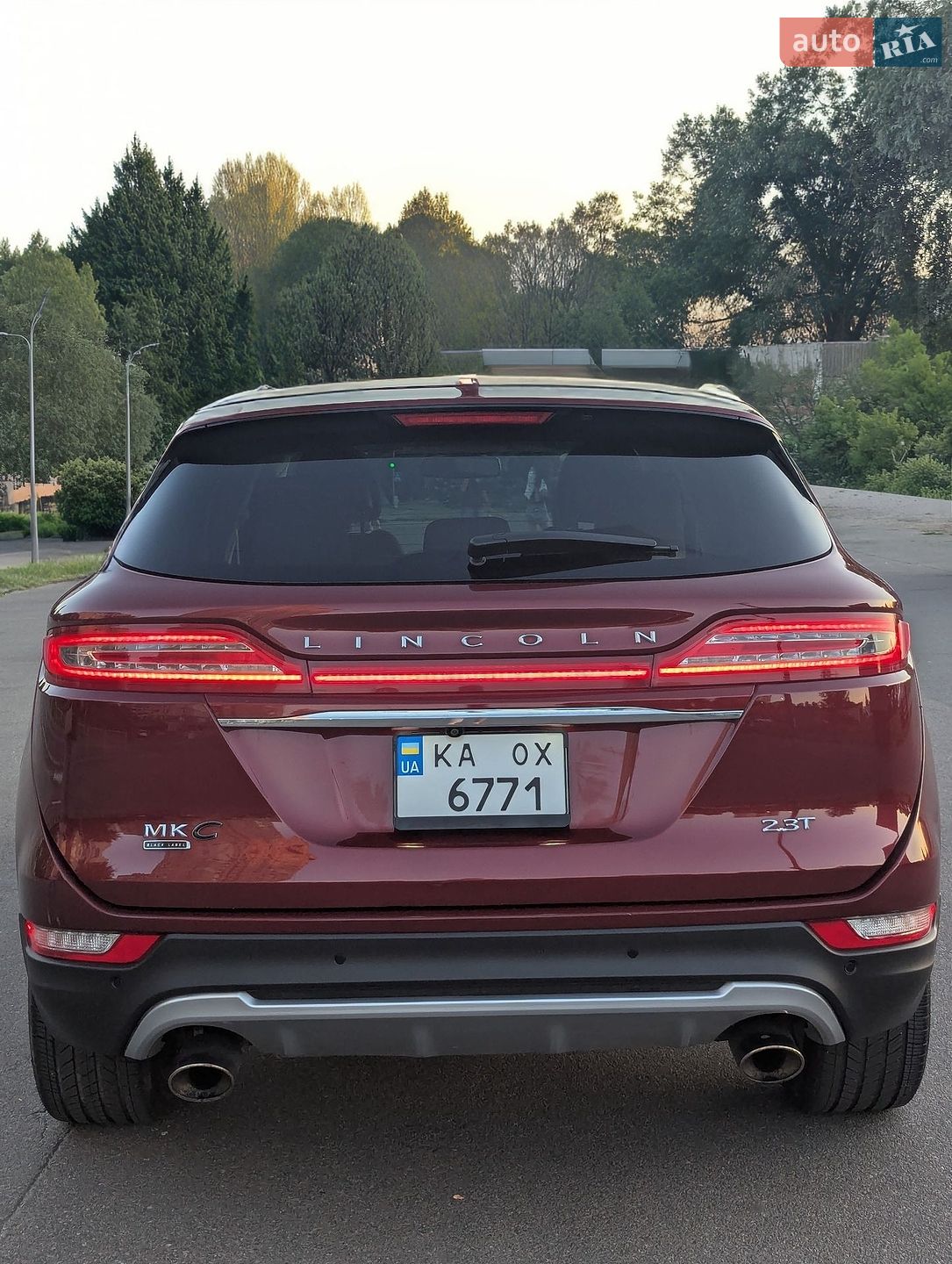 Lincoln MKC 2018 VIN 5LMTJ4DH4KUL03854 фото оголошення 4 з 26