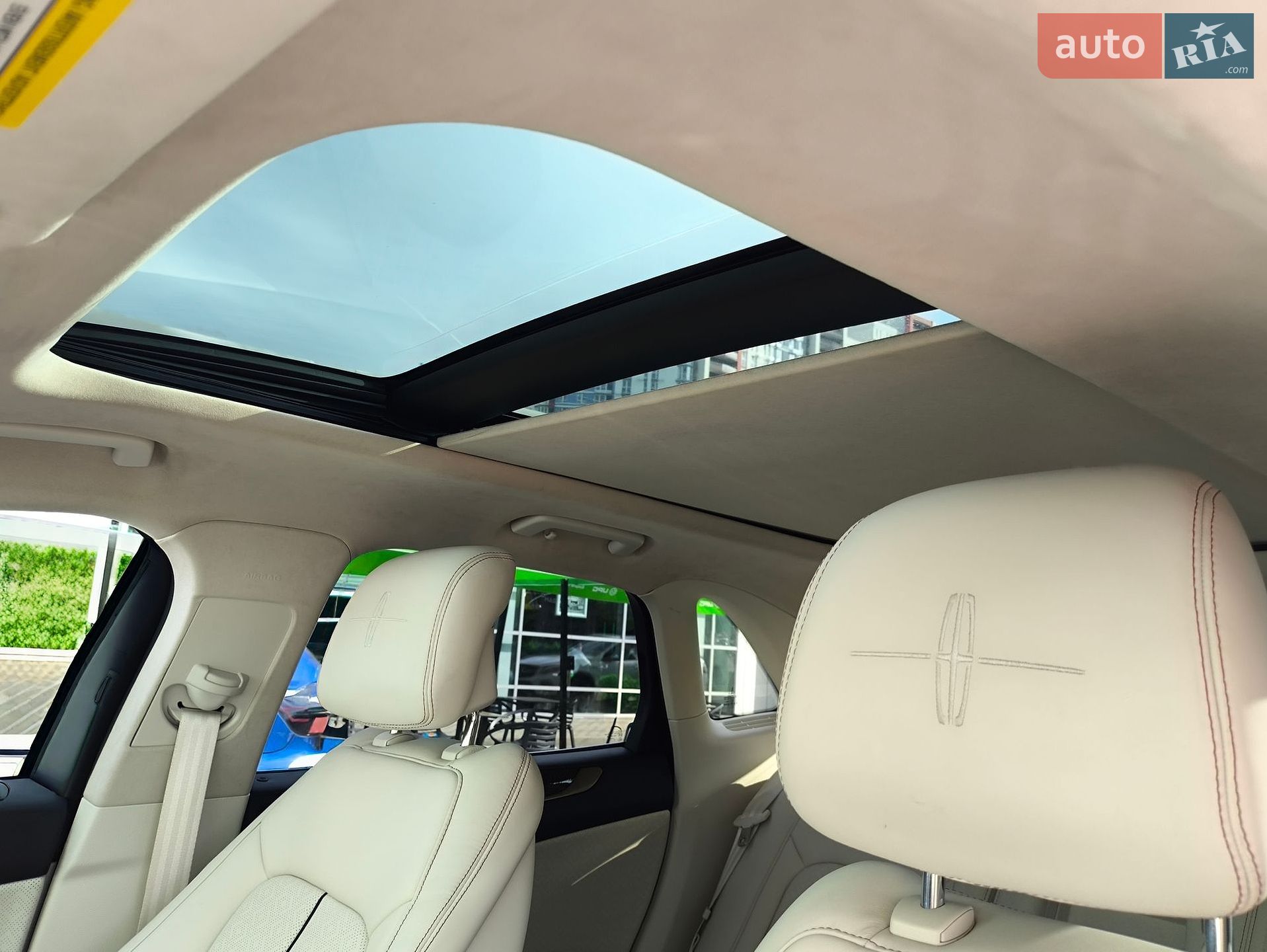 Lincoln MKC 2018 VIN 5LMTJ4DH4KUL03854 фото оголошення 16 з 27