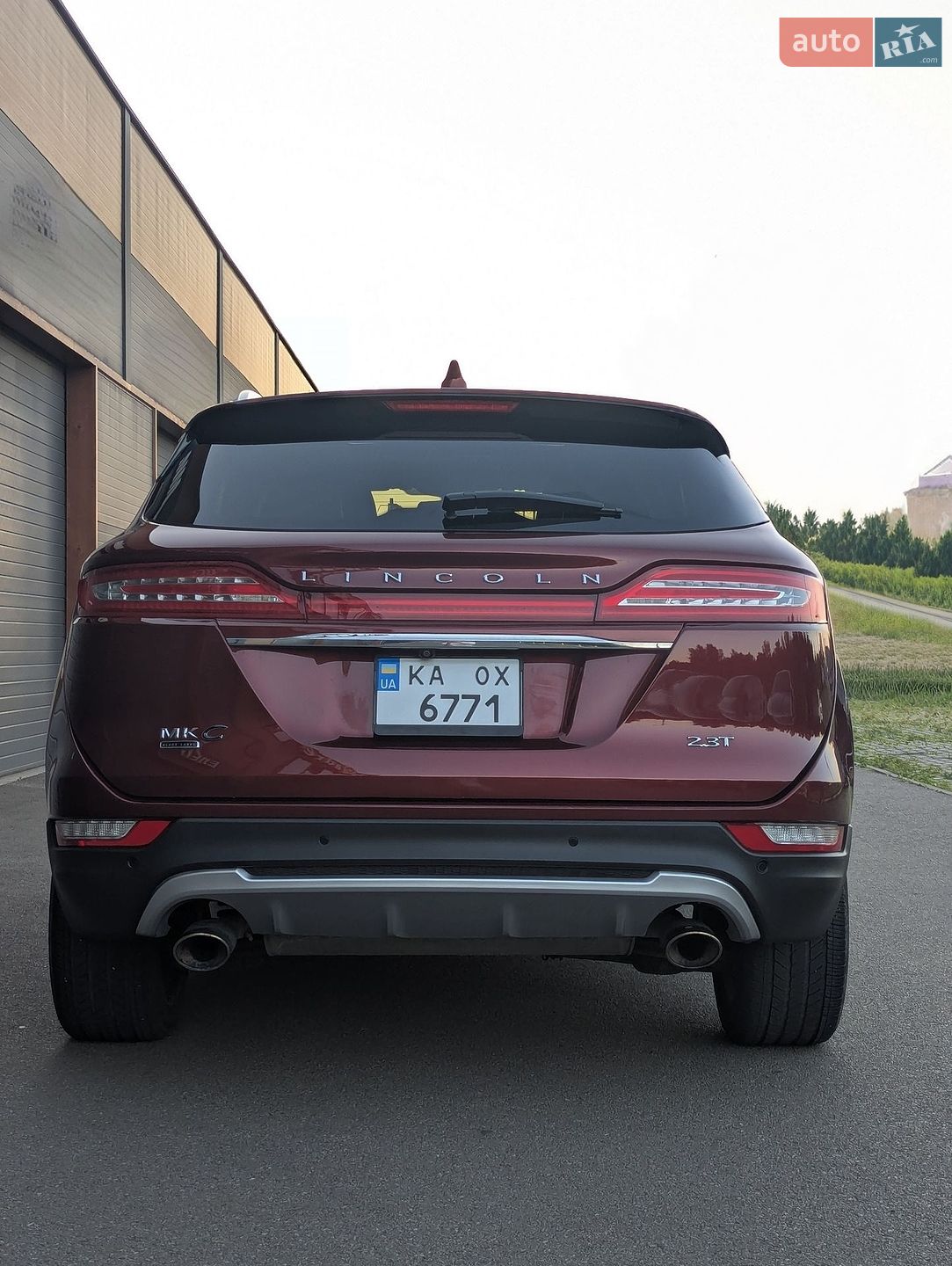 Lincoln MKC 2018 VIN 5LMTJ4DH4KUL03854 фото оголошення 11 з 26