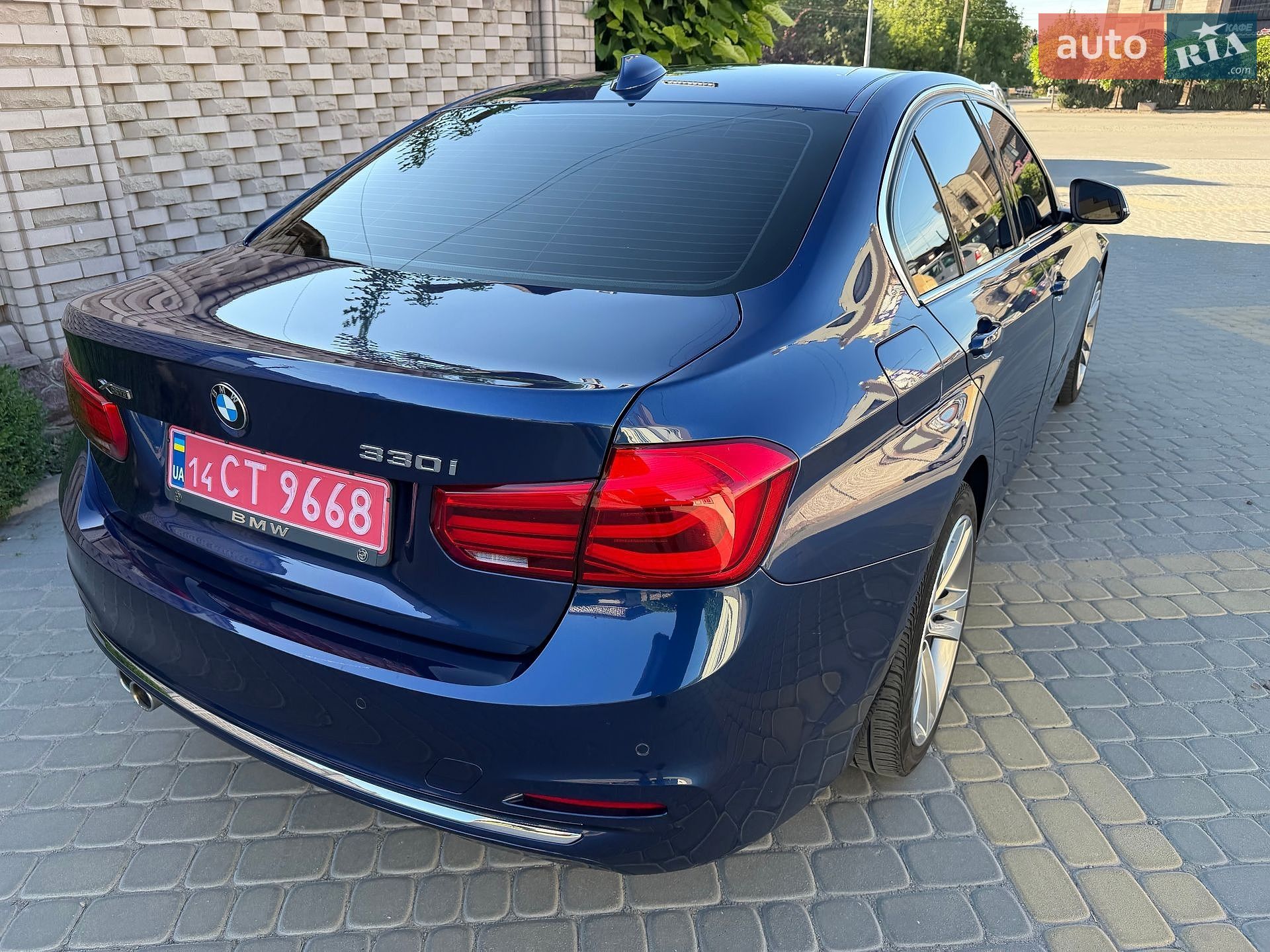 BMW 3 Series 2018 VIN WBA8D9C58JA607503 фото оголошення 3 з 45
