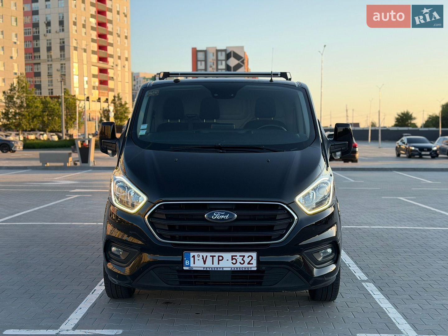 Ford Transit Custom 2019 VIN WF0YXXTTGYKC38994 фото оголошення 3 з 65