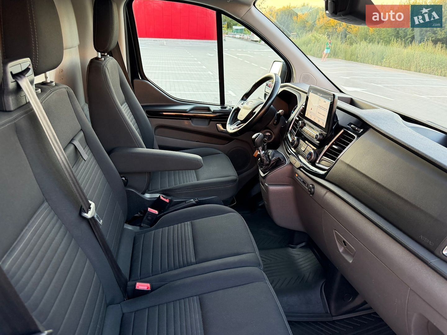 Ford Transit Custom 2019 VIN WF0YXXTTGYKC38994 фото оголошення 25 з 65