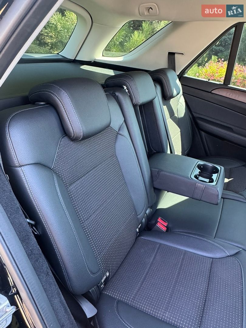Mercedes-Benz GLE-Class 2018 VIN WDC1660041B084888 фото оголошення 108 з 111