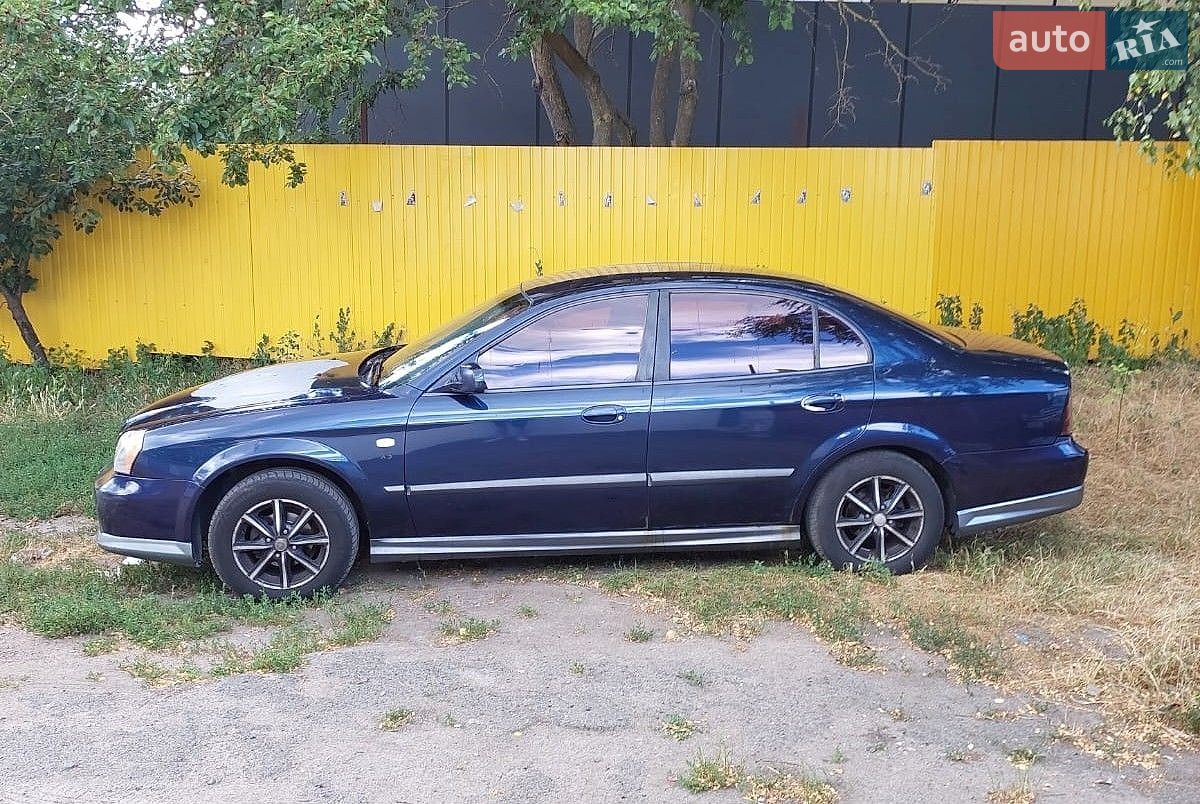 Chevrolet Evanda 2005 VIN Y6DLF69ZE5B162865 фото оголошення 4 з 55