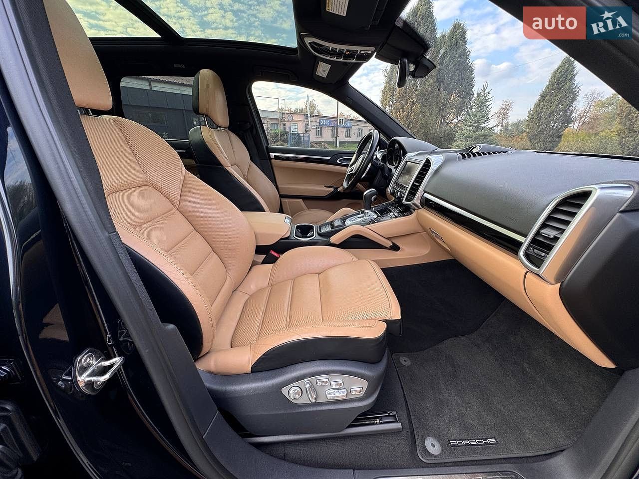 Porsche Cayenne 2016 VIN WP1AE2A20GLA17745 фото оголошення 28 з 52