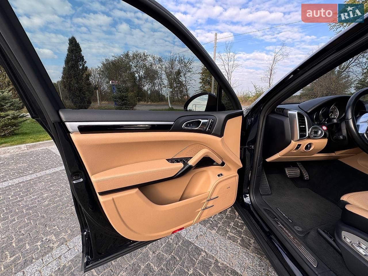 Porsche Cayenne 2016 VIN WP1AE2A20GLA17745 фото оголошення 31 з 52